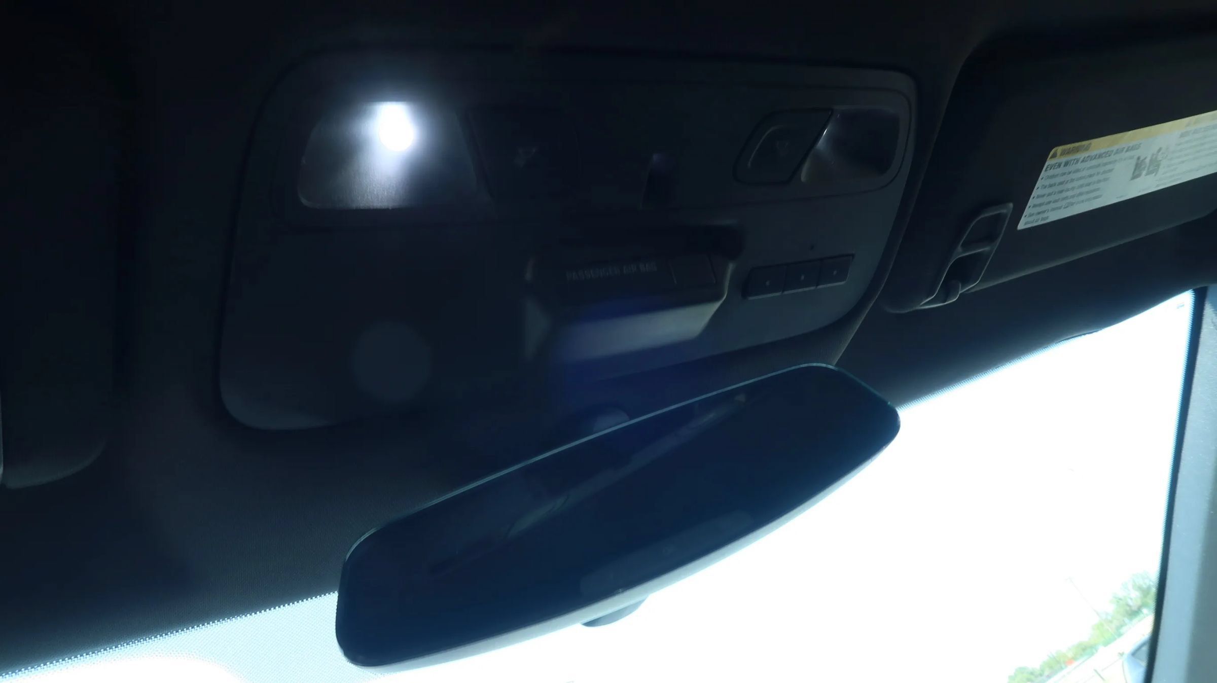 Used 2018 Chevrolet Camaro SS RWD image 37