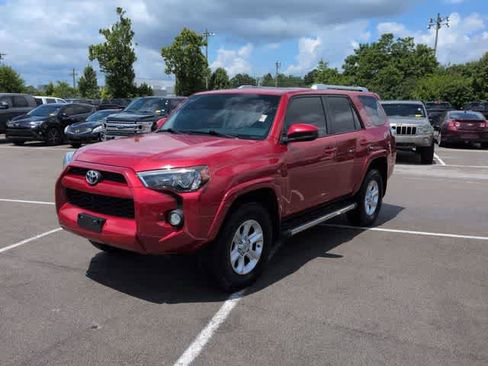 Used 2016 Toyota 4Runner SR5 AWD/4WD image 4