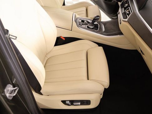 Used 2021 BMW X5 xDrive45e w/ Parking Assistance Package image 15