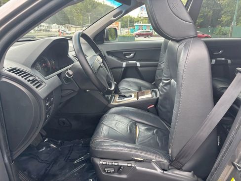 Used 2010 Volvo XC90 3.2 image 24