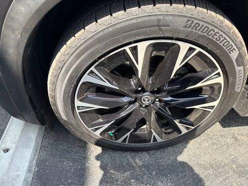 Used 2024 MAZDA CX-90 Plug-In Hybrid w/ Premium Pkg AWD/4WD image 3