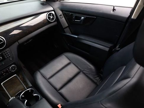 Used 2014 Mercedes-Benz GLK 350 2WD image 24