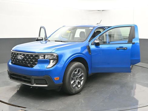 New 2025 Ford Maverick XLT w/ XLT Luxury Package image 56