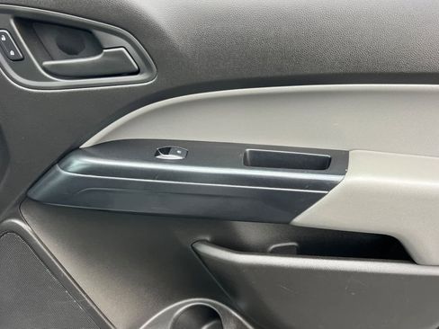 Used 2017 Chevrolet Colorado W/T w/ WT Convenience Package image 17