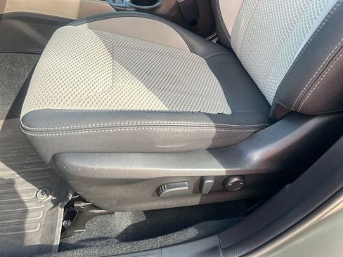Used 2021 Subaru Forester Premium w/ Popular Package #1 AWD/4WD image 31
