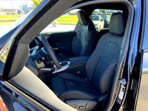 New 2026 BMW X3 xDrive30 w/ Premium Package image 9