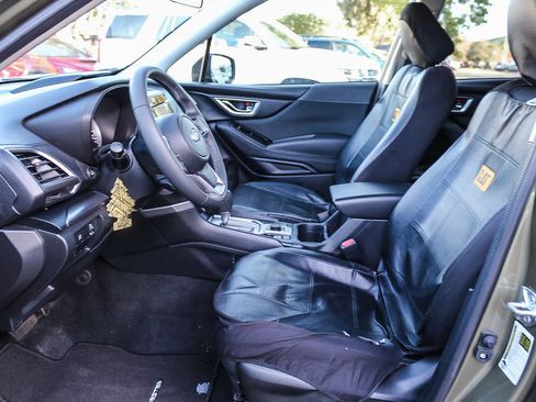 Used 2023 Subaru Forester Premium image 16