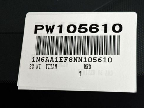 Used 2022 Nissan Titan SV w/ SV Convenience Package RWD image 44