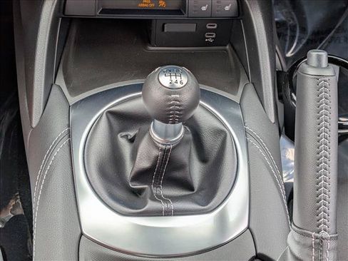 New 2026 MAZDA MX-5 Miata Club w/ Weather Package RWD image 14