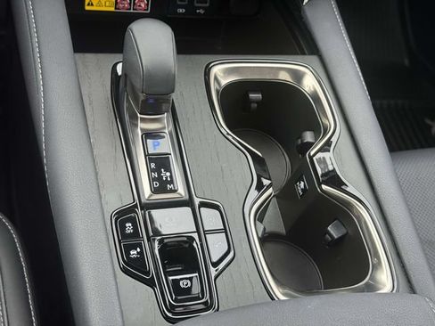 Used 2023 Lexus RX 350 Premium w/ Accessory Package AWD/4WD image 37