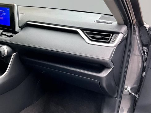 Certified 2023 Toyota RAV4 LE FWD image 19
