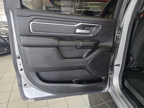 Used 2022 RAM 1500 Big Horn AWD/4WD image 9