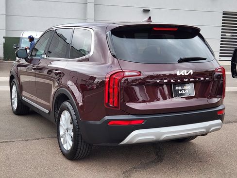 Certified 2022 Kia Telluride LX FWD image 7