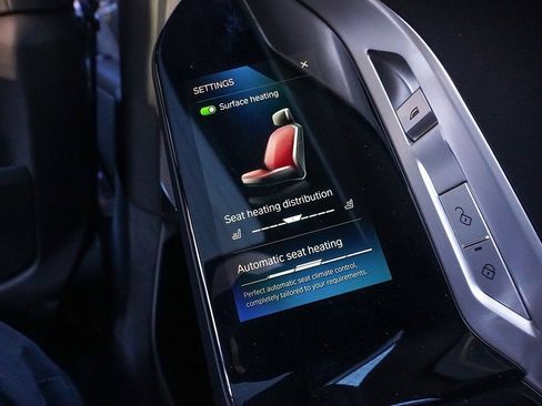 Used 2023 BMW 760i xDrive w/ Parking Assistance Package image 58