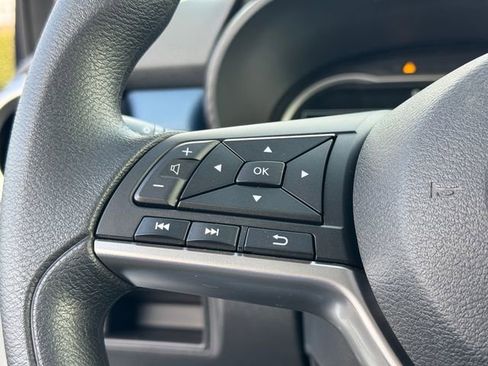 New 2025 Nissan Versa SV w/ Trunk Package FWD image 16