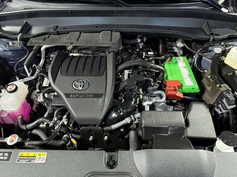 Used 2024 Toyota Grand Highlander AWD image 33