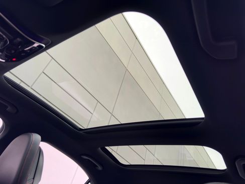 Used 2023 Mercedes-Benz C 43 AMG 4MATIC Sedan image 12