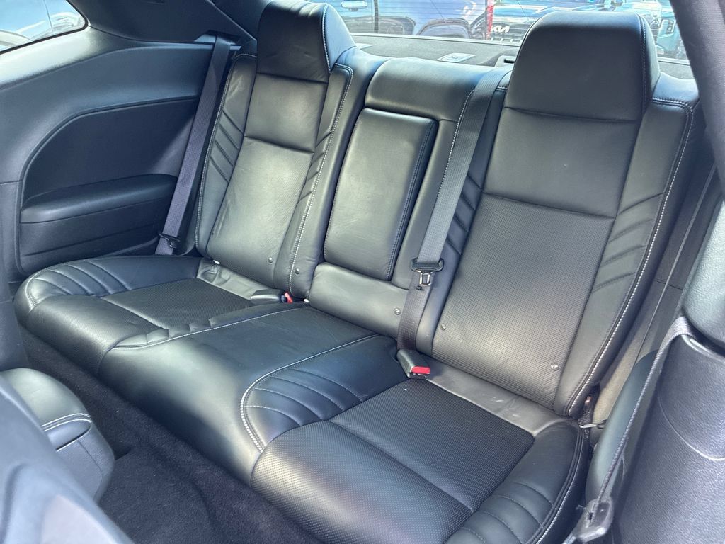 Used 2022 Dodge Challenger SRT Hellcat w/ Plus Package RWD image 22