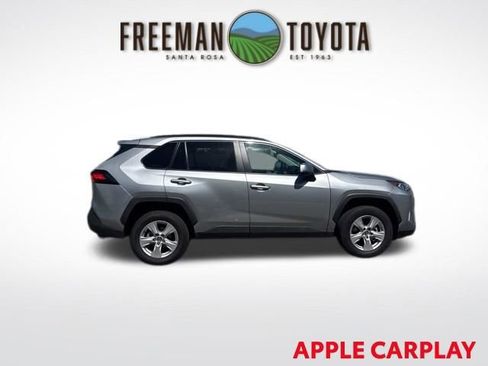 Used 2021 Toyota RAV4 XLE w/ XLE Grade Weather Package AWD/4WD image 4