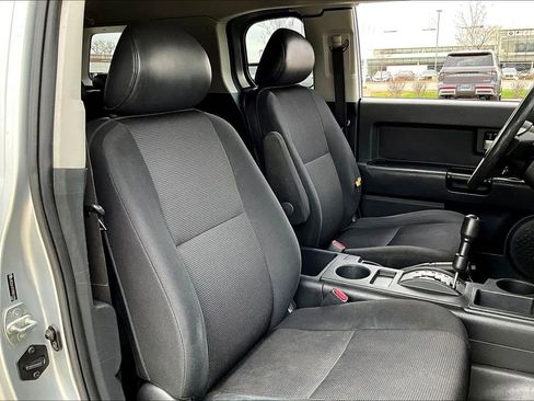 Used 2007 Toyota FJ Cruiser 2WD image 27