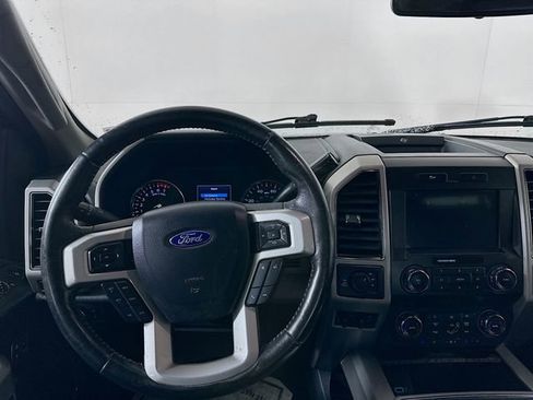 Used 2019 Ford F350 Lariat w/ Chrome Package image 23