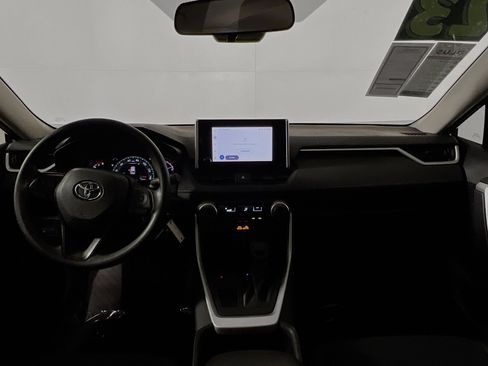 Used 2023 Toyota RAV4 LE image 29