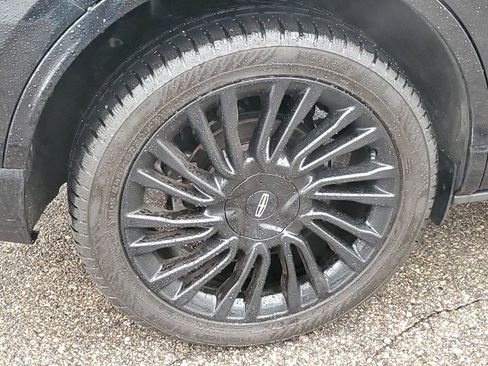 Used 2022 Lincoln Corsair Reserve image 35