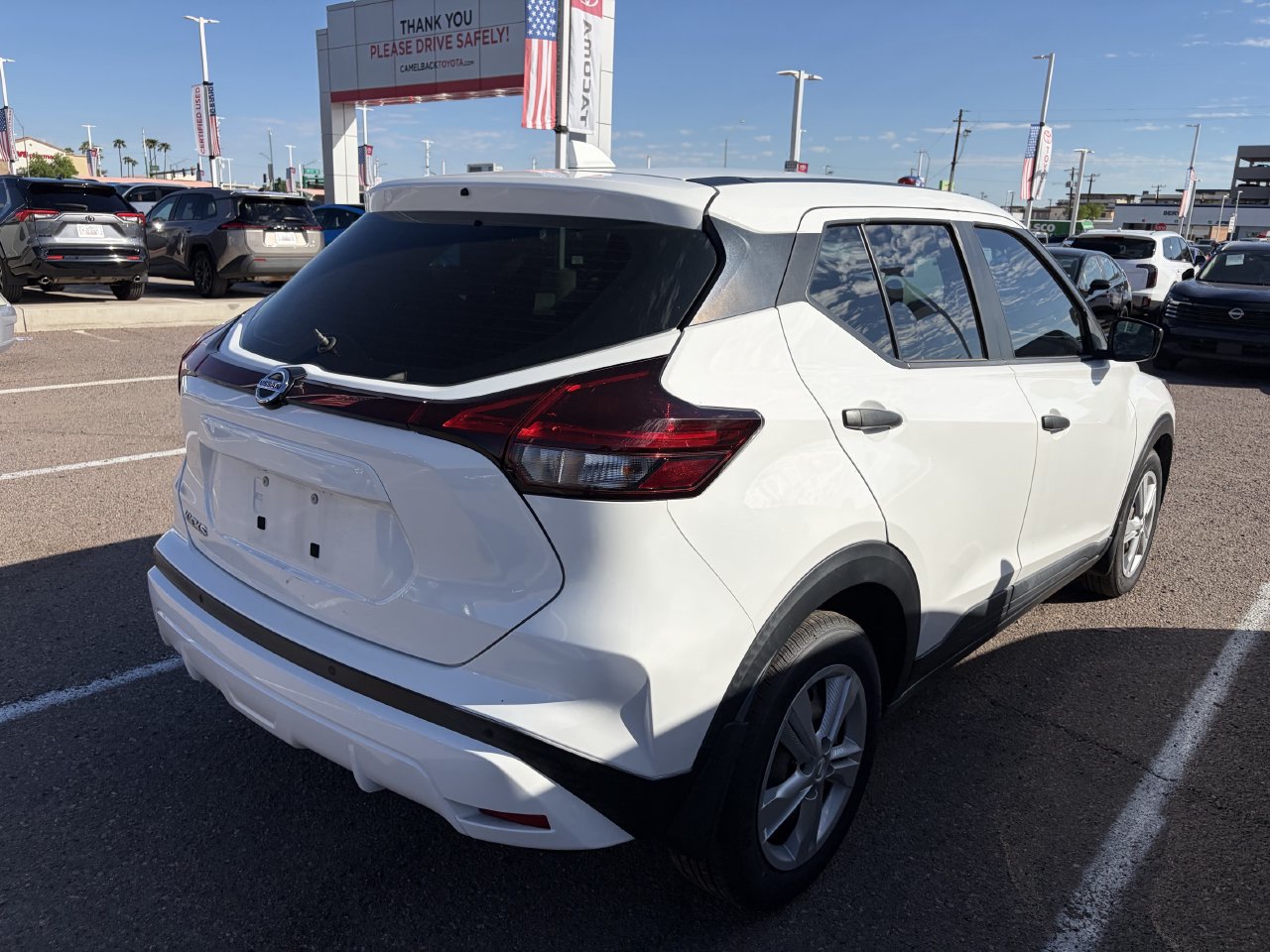 Used 2021 Nissan Kicks S FWD image 9