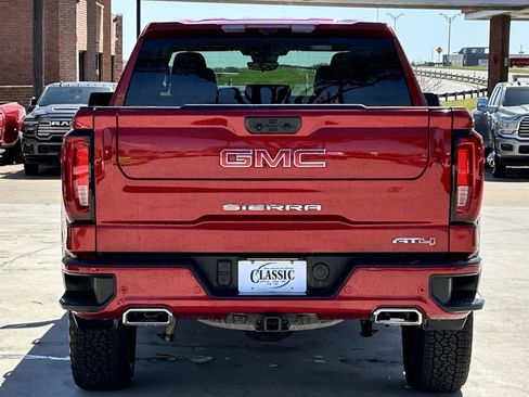 Used 2024 GMC Sierra 1500 AT4 w/ Technology Package image 5