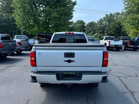 Used 2017 Chevrolet Silverado 1500 LT w/ All Star Edition AWD/4WD image 4