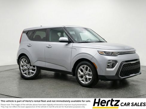 Used 2025 Kia Soul LX w/ LX Technology Package FWD image 1