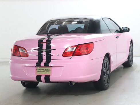 Used 2010 Chrysler Sebring Limited image 11