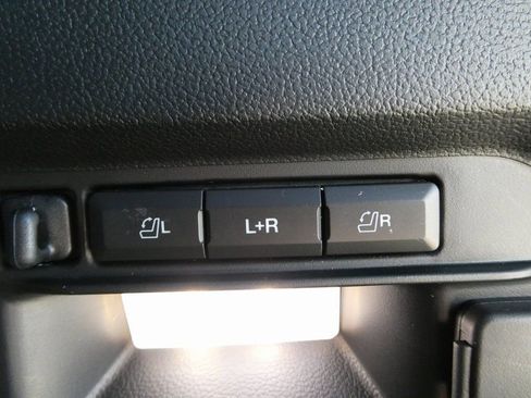 Certified 2021 Ford Explorer Limited w/ Hybrid Equipment Group 310A image 18