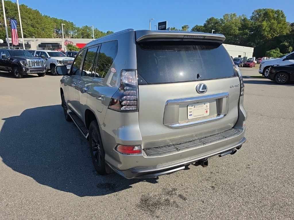 Used 2023 Lexus GX 460 Premium w/ Accessory Package AWD/4WD image 5