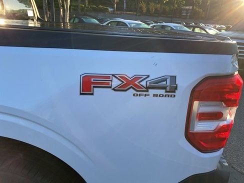 Used 2022 Ford Maverick Lariat w/ Equipment Group 500A Standard image 12