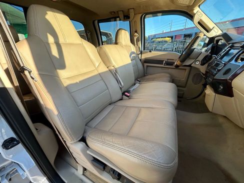 Used 2010 Ford F350 Lariat image 13