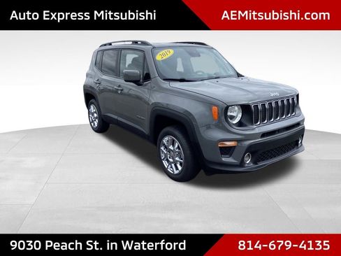 Used 2019 Jeep Renegade Latitude image 1