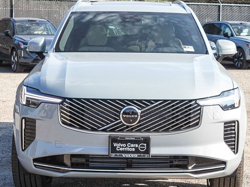 New 2026 Volvo XC90 T8 Plus w/ Protection Package Premier AWD/4WD image 2