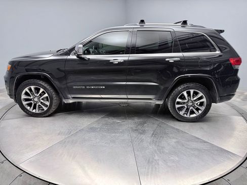Used 2018 Jeep Grand Cherokee Overland image 8