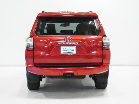 Used 2021 Toyota 4Runner SR5 Premium w/ Moonroof Package image 6