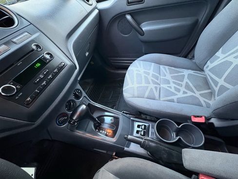 Used 2013 Ford Transit Connect XLT image 12
