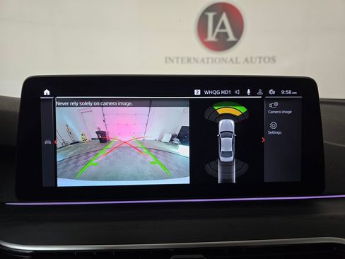 Used 2022 BMW 530i xDrive w/ M Sport Package image 16