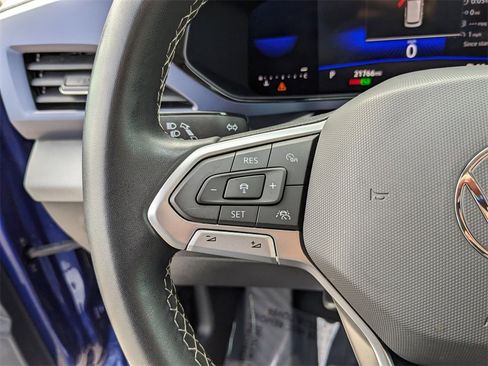 Certified 2023 Volkswagen Taos SE image 32