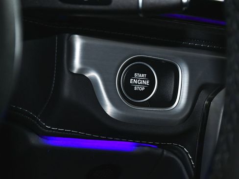 Used 2023 Mercedes-Benz G 550 image 34