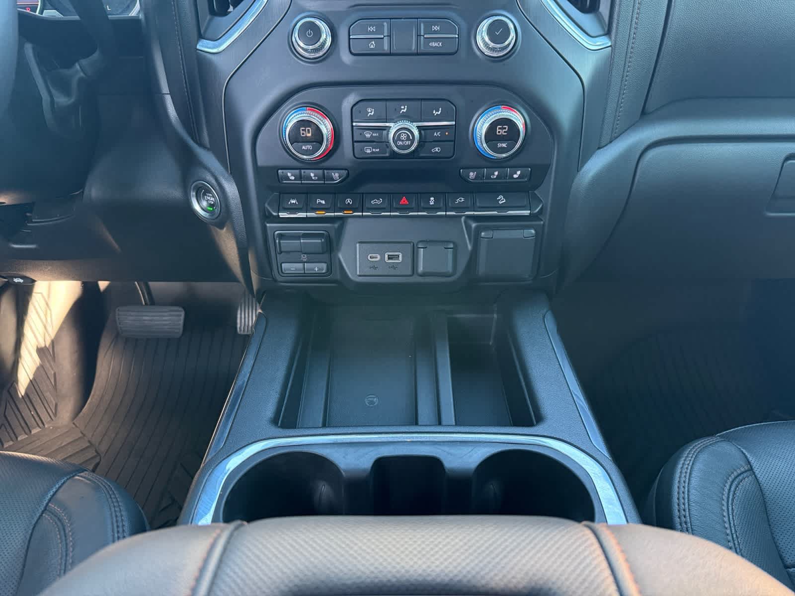 Used 2020 GMC Sierra 1500 AT4 w/ Off-Road Performance Package AWD/4WD image 15