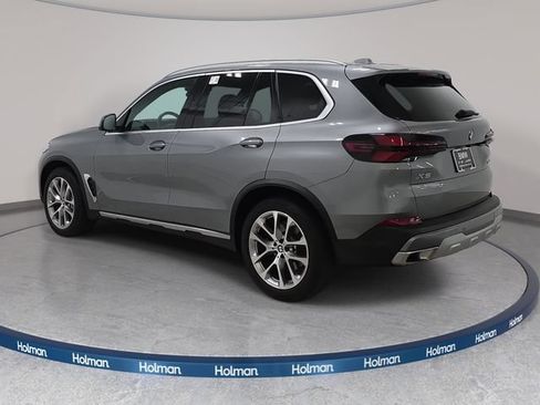 Used 2024 BMW X5 xDrive40i w/ Premium Package AWD/4WD image 8