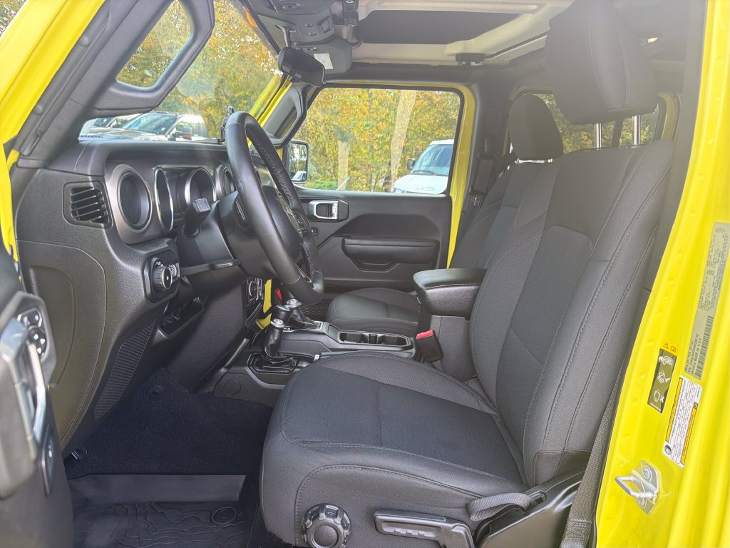 Used 2022 Jeep Wrangler Unlimited Sport AWD/4WD image 9