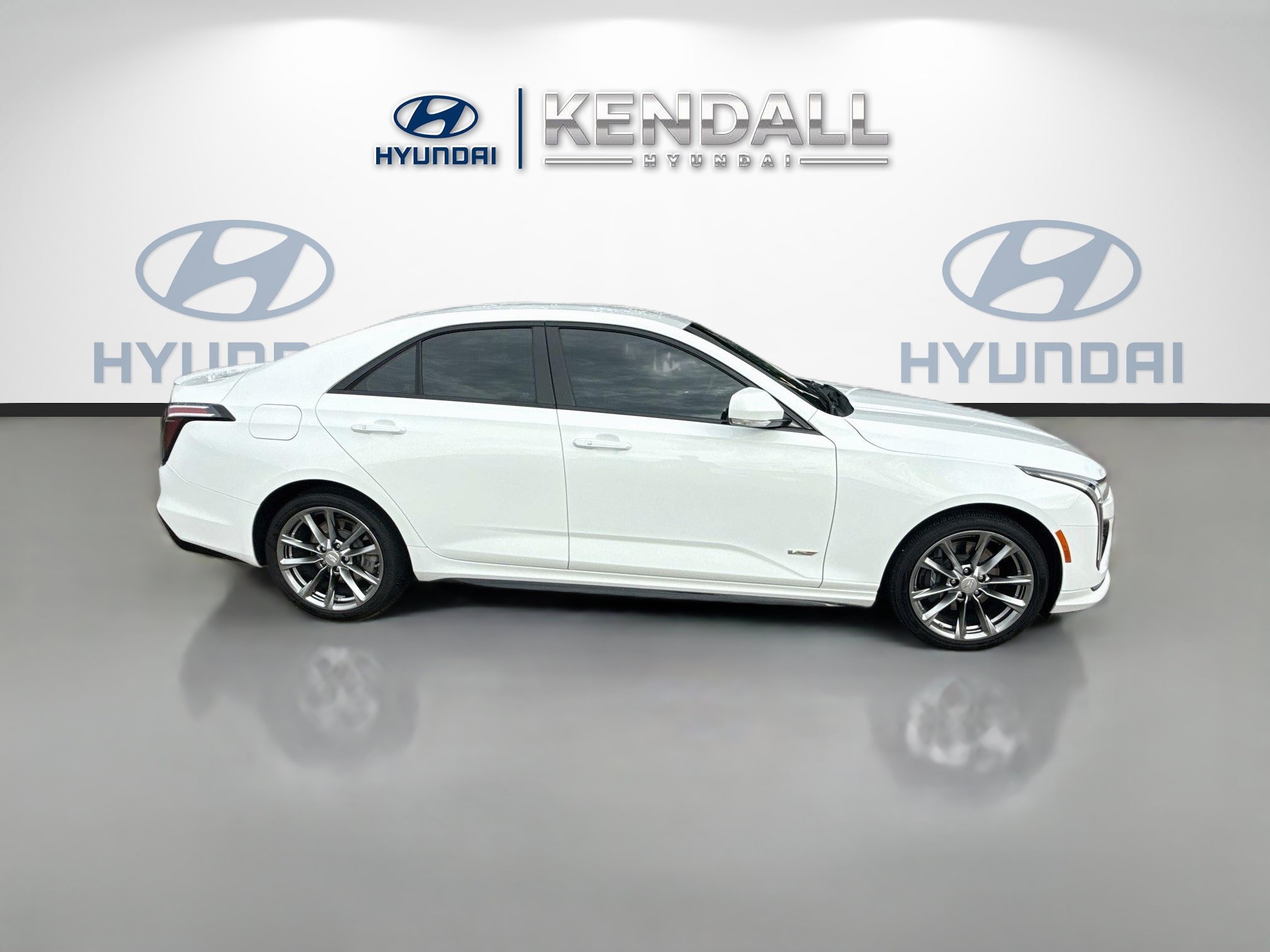Used 2020 Cadillac CT4 V w/ Climate Package AWD/4WD image 8