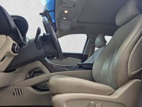 Used 2017 Lincoln MKX Reserve FWD image 17