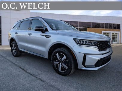 Used 2021 Kia Sorento S w/ Panoramic Sunroof Package